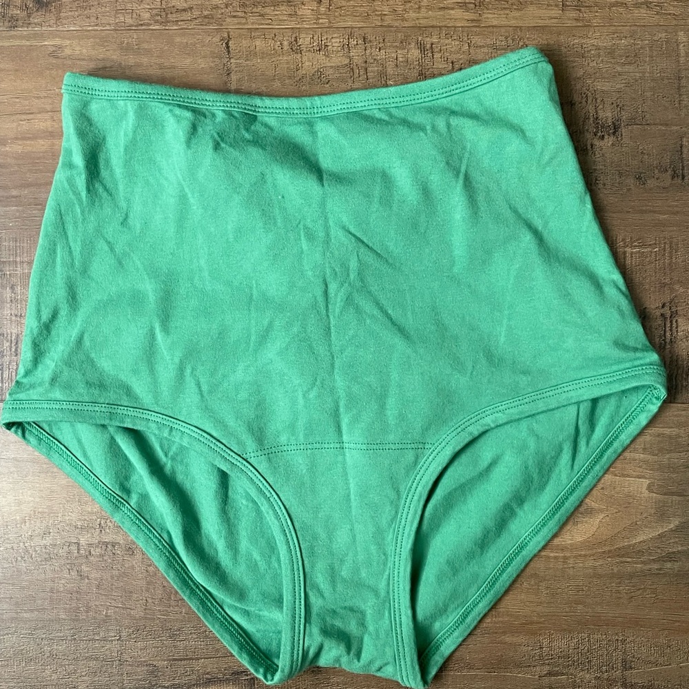 ARQ HIGH-RISE UNDIES - Verdant